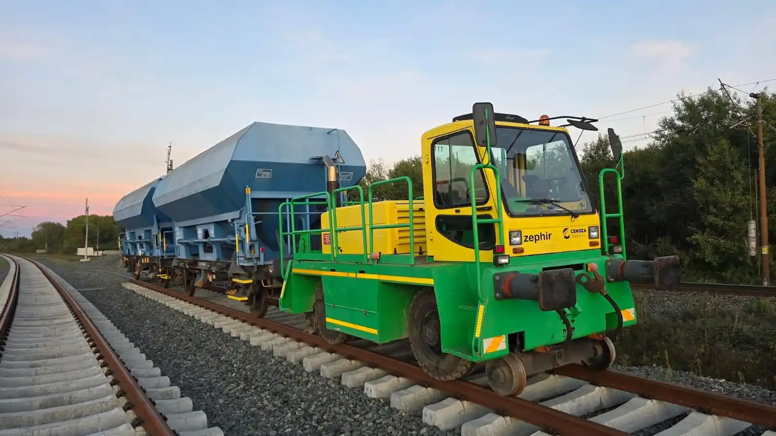 ZEPHIR LOCOTRACK I VAGONI